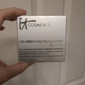 IT cosmetics Celebration Foundation Illumination